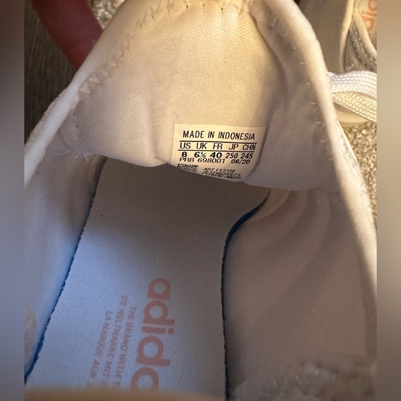 Adidas Swift Run Women’s Sneakers - Picture 4 of 4